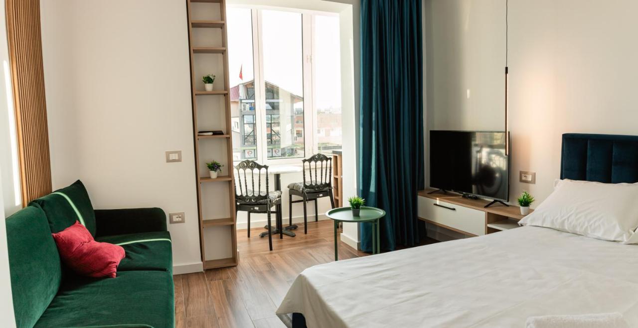 Prime Location Studio In Tiranë Ngoại thất bức ảnh